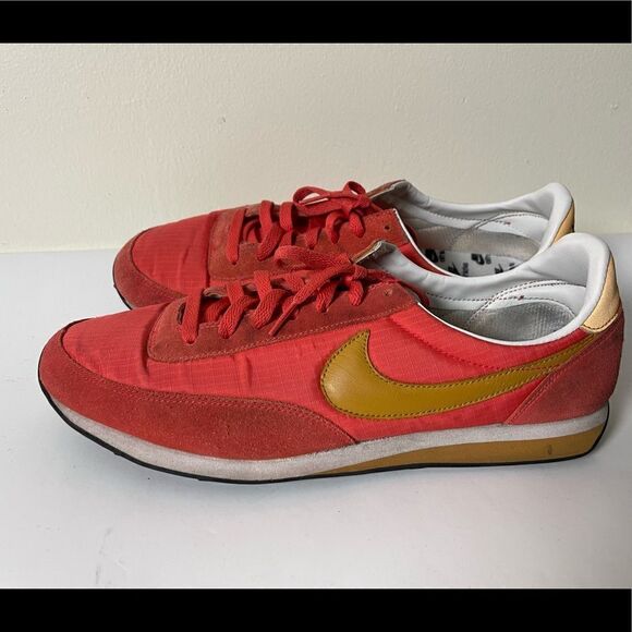 Mens Nike waffle sneaker shoes size 11 main image 4